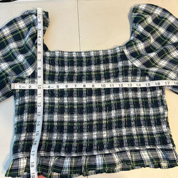 AMERICAN EAGLE Smocked Puff Sleeve Cropped Plaid‎ Top Womans XL - Picture 7 of 7